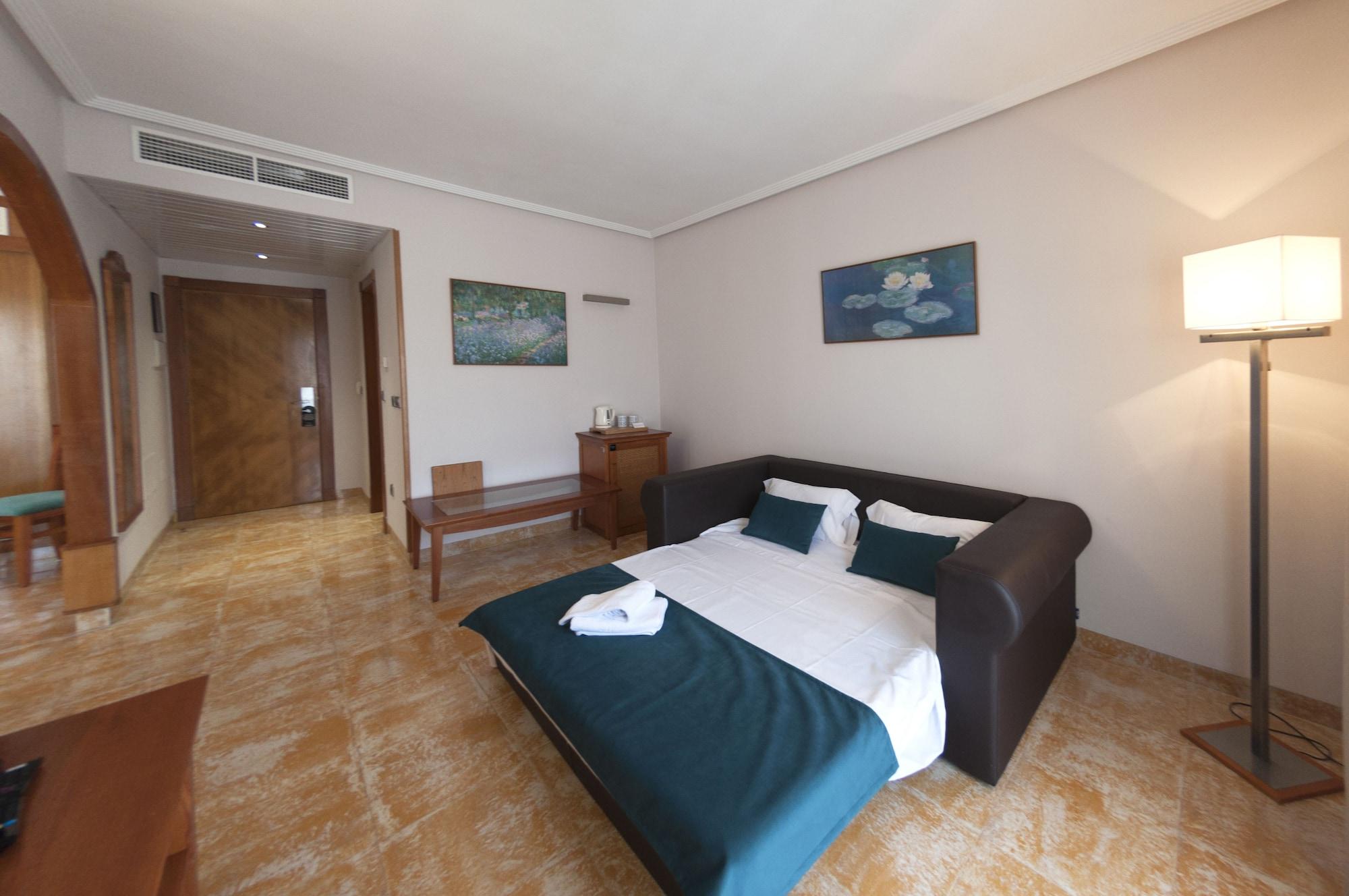 La Laguna & Golf Hotel 4*