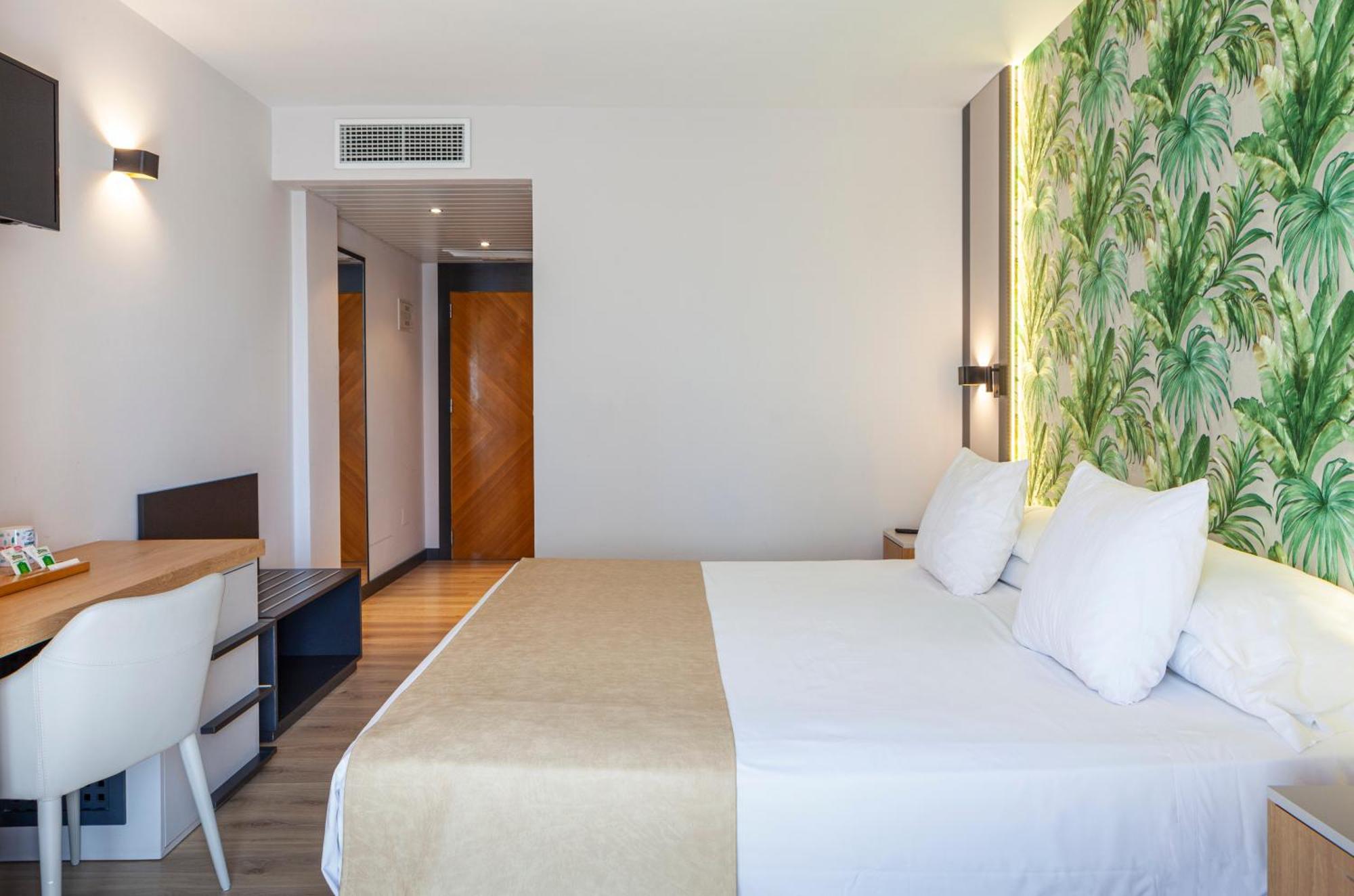 Hotel La Laguna & Golf 4*