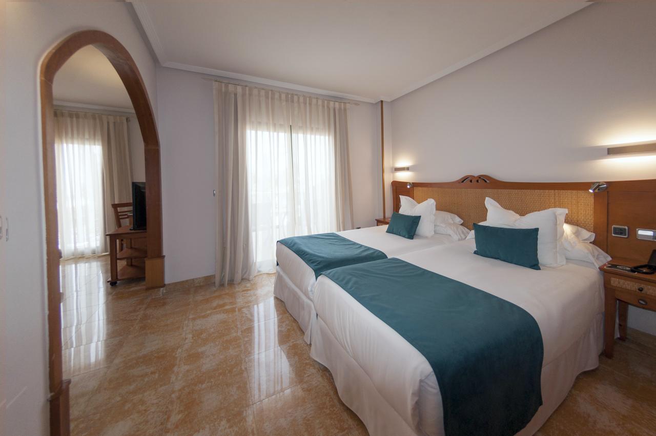 La Laguna & Golf Hotel